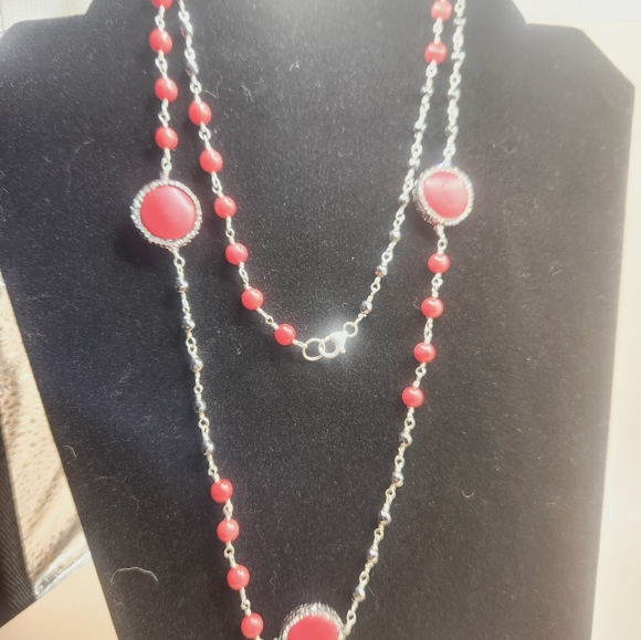 Ladies Necklace - Picture 3 of 3